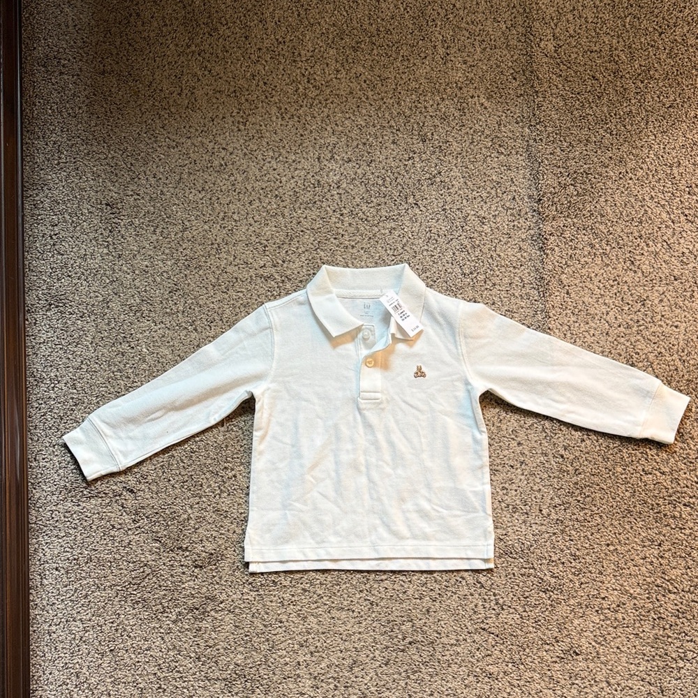 GAP Long-Sleeve Polo Shirt in Off-White-Size 3 years
